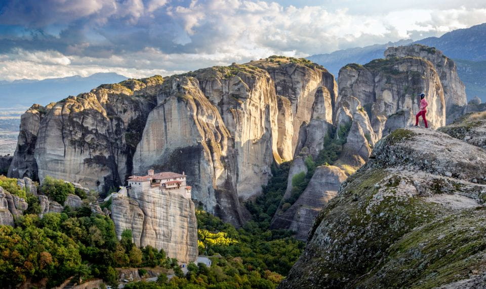Thessaloniki: Full-Day Meteora Rail Tour With Optional Lunch - Itinerary Details