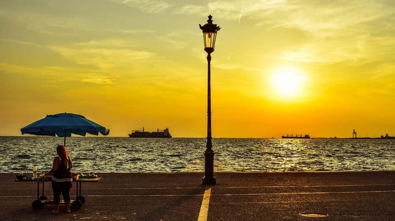 Thessaloniki: Private Custom Night Tour with Local - What to Expect During Your 3-Hour Private Night Tour