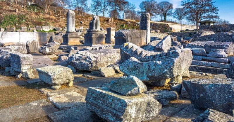 Thessaloniki:Journey Through Ancient Vergina to Sacred Veria - The Bottom Line