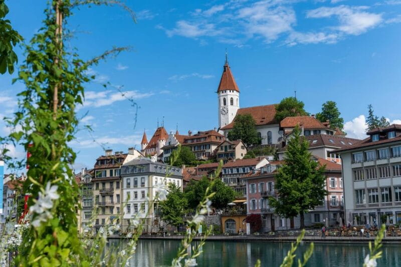 Thun: Express Walk with a Local in 60 minutes - Discover Thun in Just 60 Minutes: A Walk with a Local Guide