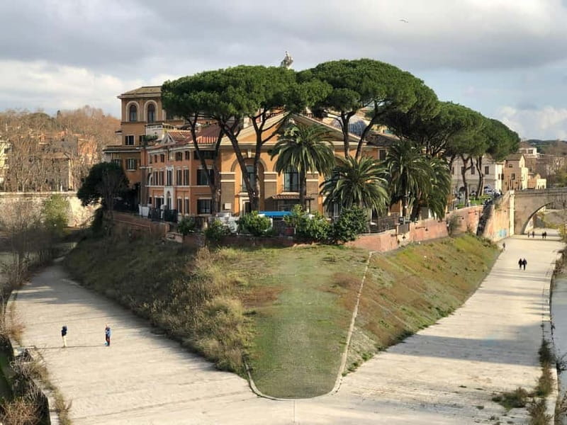 Tiber Island & Ghetto Museum: A Tour of History and Identity - Key Points / Takeaways