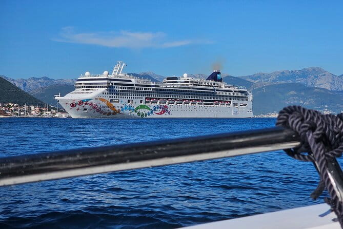 Ticket Tour: Blue Cave, Mamula Island, Submarine Tunnel, Lady of the Rocks (3h) - Key Points