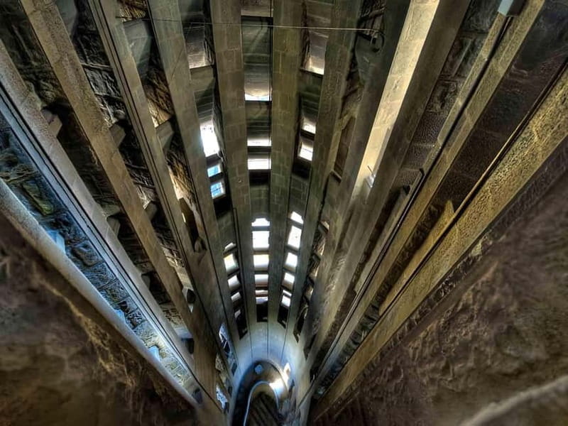 Tickets & Towers: Lights & Shadows of the Sagrada Familia - FAQ