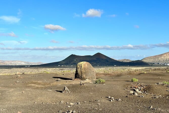 Timanfaya National Park Trekking with a Typical Canarian Snack - A Deep Dive into the Volcano Trekking Experience in Lanzarote