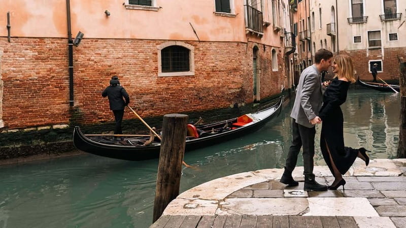 Timeless Venice: Luxury Photoshoot with a Local Photographer - Key Points / Takeaways