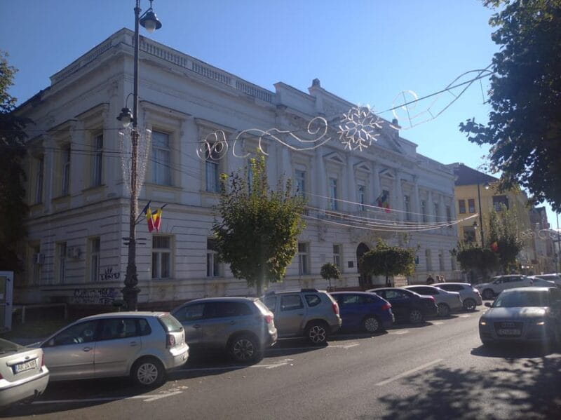 Timisoara: Oradea and Arad Downtown Dream Tour - Wrapping Up the Day: A Well-Rounded Romanian Experience