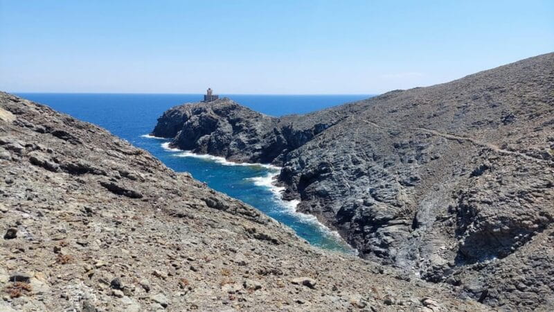 Tinos: 3-Day Hiking Adventure - Entering Tinos: A Beachside Gateway to Greek Charm