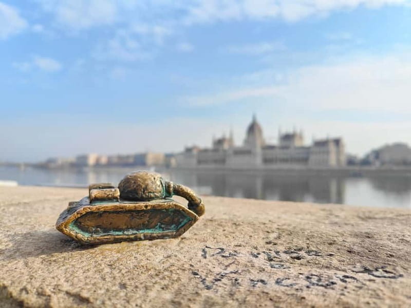 Tiny Statues, Big Stories! Quirky Budapest Bike Tour - Why This Bike Tour Stands Out