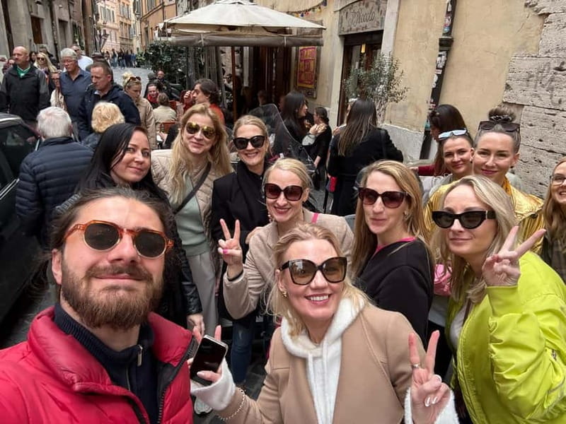 Tipsy Vespa Tour in Rome with Local - Entering Rome on Two Wheels: The Vespa Experience