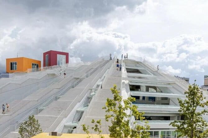 Tirana Center Walking Tour - Key points / Takeaways