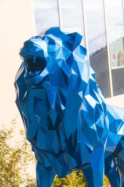 Tirana: City Walking Tour with Personal Photographer - Key Points / Takeaways