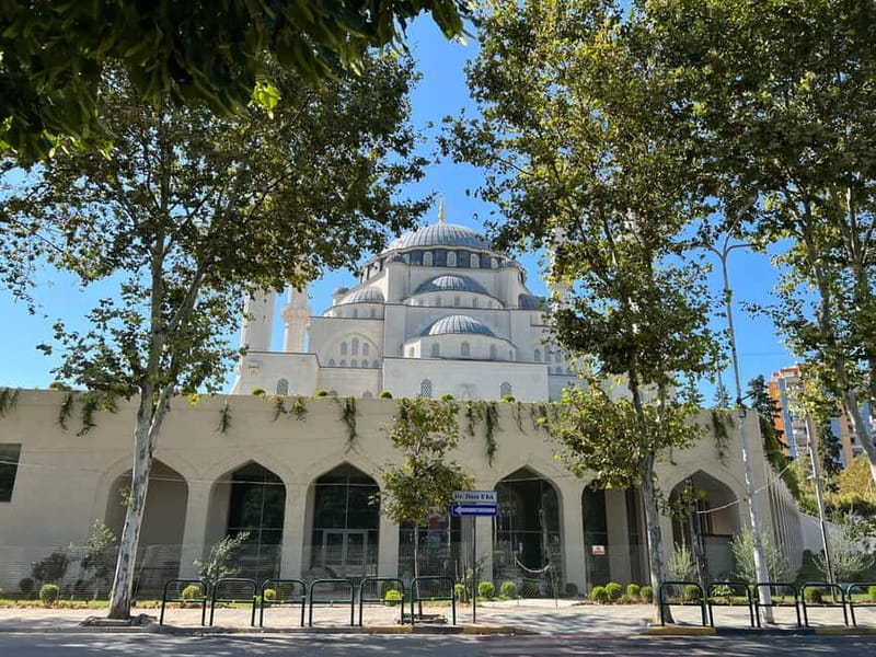 Tirana: Express Walking Tour with a Guide - Key points / Takeaways