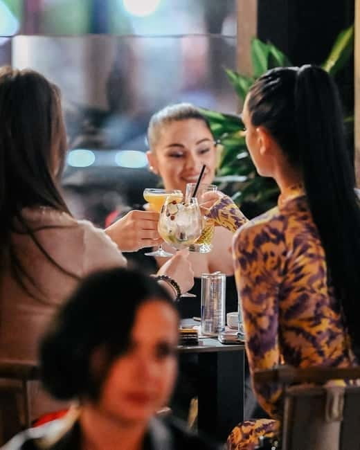 Tirana: Pub Experience with Tarot Cards and 5 Cocktails - Exploring Tiranas Nightlife: The Reality of the Pub & Tarot Experience