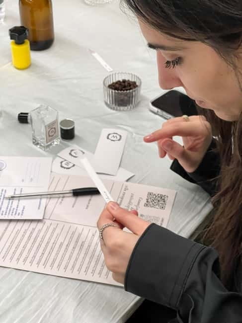 Tirana: The Art of Making a Perfume - FAQ