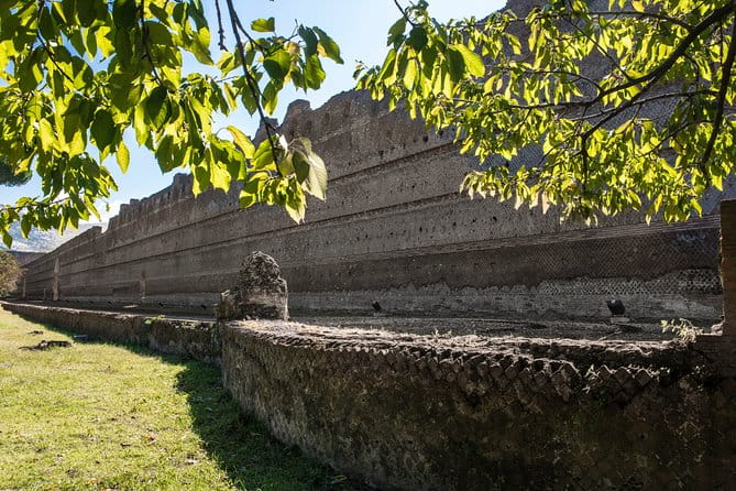 Tivoli, Hadrians Villa and Villa Deste, a Charming Day Trip From Rome - Inclusions and Accessibility