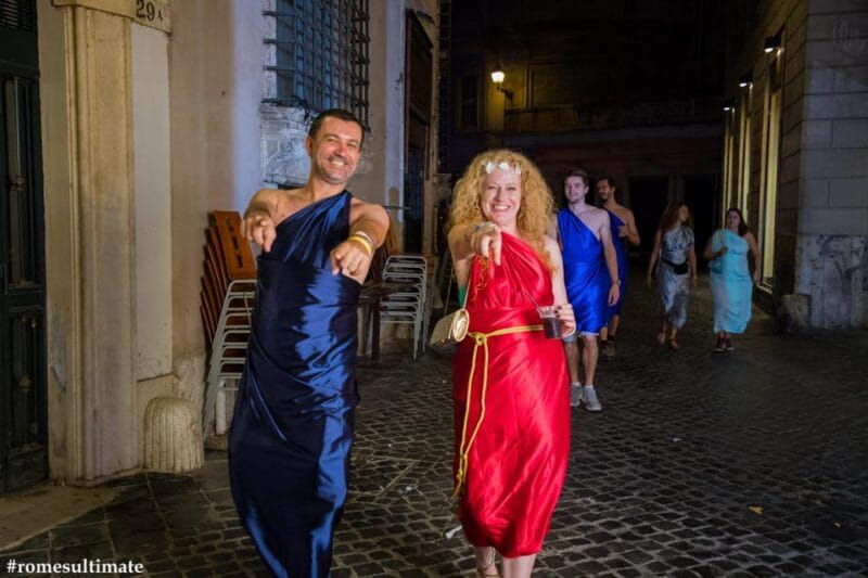 Toga pub crawl with open-bar Party in Rome - Price & Logistics: Is It Worth It?