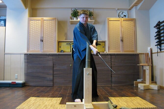 Tokyo 5hr Private Guided Tour and Batto (Sword) Experience - Customizable Itinerary: Choose Your Sights