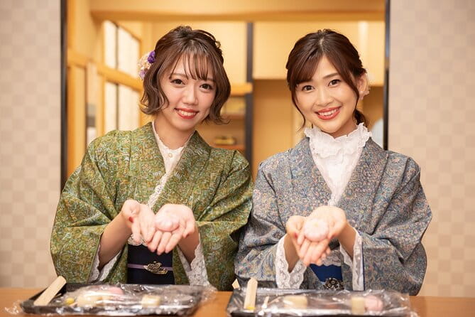Tokyo 6 H Private Guided Tour & Japanese Sweets Making Experience - Booking Information