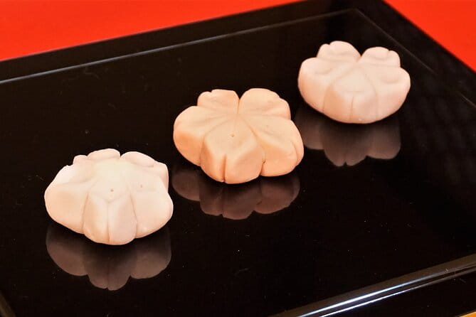 Tokyo 6 H Private Guided Tour & Japanese Sweets Making Experience - Reviews