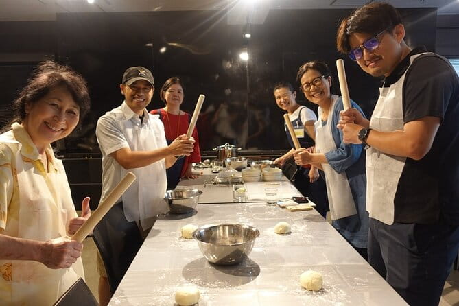 Tokyo 6hr Private Guided Tour & Jiro Style Ramen Cooking - Meeting and Pickup Details