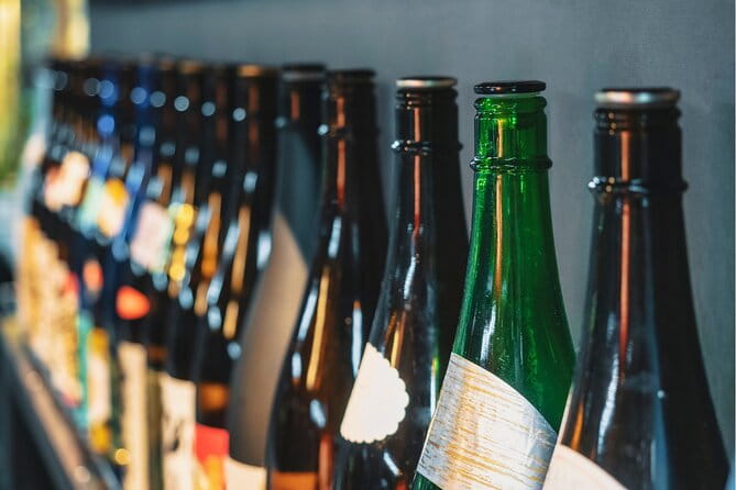 Tokyo Akihabara Sake Tasting With Snacks - Souvenir and Cultural Insights