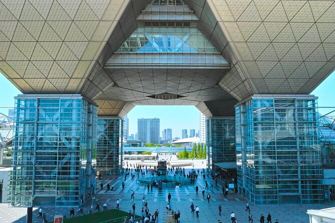 Tokyo Architecture and Contemporary Art Walking Tour With a Local Guide - Practical Tips for Booking and Preparing