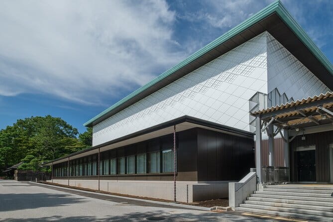 Tokyo Art Culture Tour Sannomaru Shozokan Museum & Sushi Making - Key Points