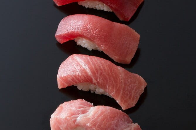 Tokyo Art Culture Tour Sannomaru Shozokan Museum & Sushi Making - Important Considerations