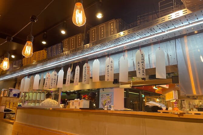 Tokyo: Asakusa Japanese Izakaya Bar Hopping Tour - Key Points
