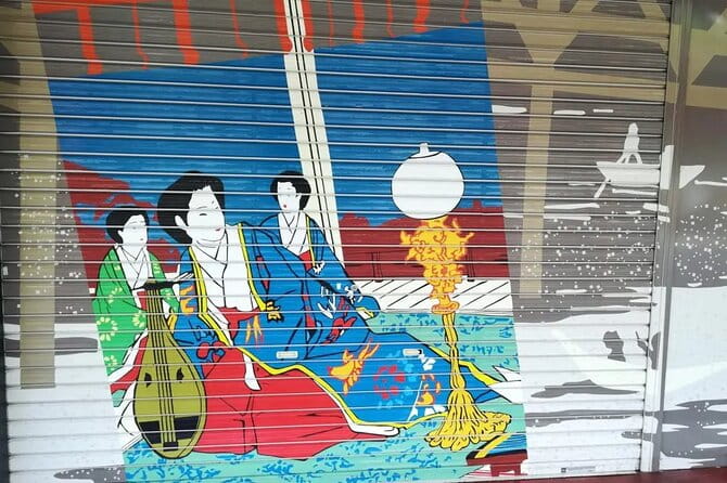 Tokyo Autumn Gardens, Private Walking Tour by Trains, Subways - The Sum Up