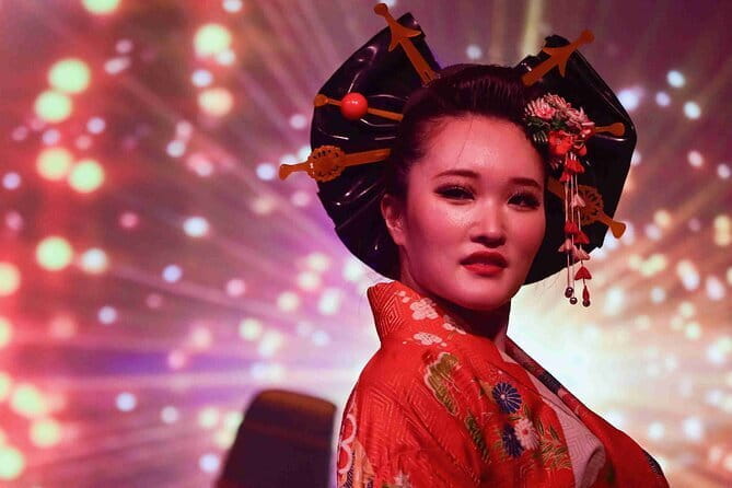 Tokyo Burlesque Show Club - Dinner and Drinks