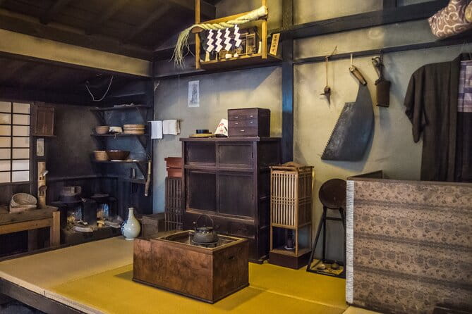 Tokyo Highlights Guided Walking Tour Part 2 - Ending the Tour at Shinjuku Station