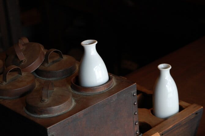 Tokyo Local Bar Hopping Tour - Key Points