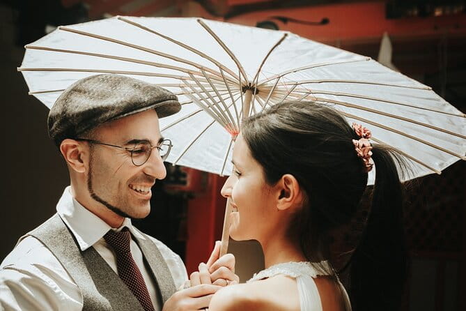 Tokyo Private Photoshoot Experience With a Professional Photographer - Sharing Your Photos Online