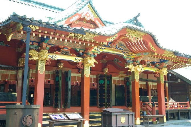 Tokyo Private Tour to Learn History and Shinto - Appreciating Japanese Design and Symbolism