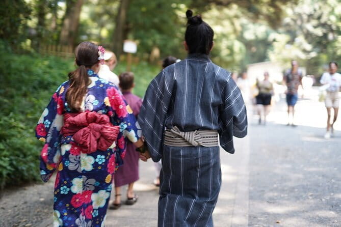 Tokyo, Shibuya: Meiji Shrine Tour in KIMONO / English-friendly - Included Services