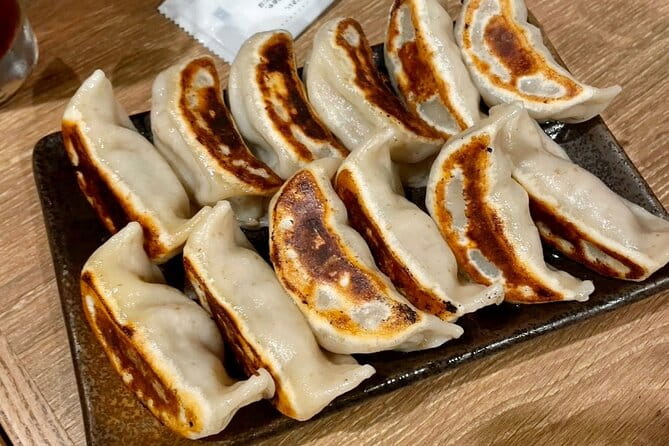 Tokyo: Shinjuku Local Bar Hopping Tour 3 Authentic Izakayas - Savoring the Local Cuisine