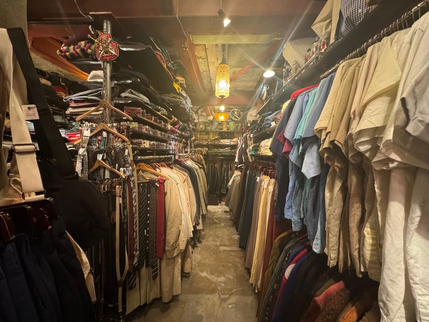 Tokyos Neighborhood Digs: Coffee, Records & Vintage Vibes - Insights Into Evolving Coffee Culture