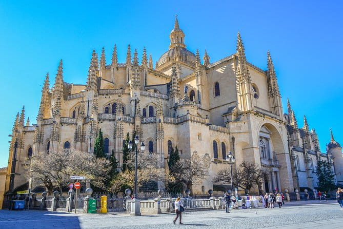 Toledo and Segovia Full Day tour from Madrid - What the tour gets right and what to consider