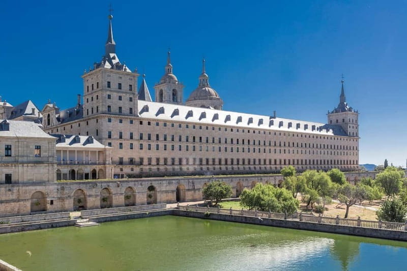 Toledo & Escorial Full-Day Tour + Optional Valley of Fallen - Entering The World of El Escorial