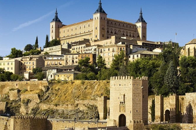 Toledo Full Day on Your Own with Tourist Train of Toledo - Who Should Consider This Tour?