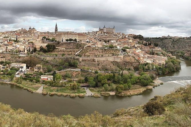 Toledo Full Day on Your Own with Tourist Train of Toledo - FAQ