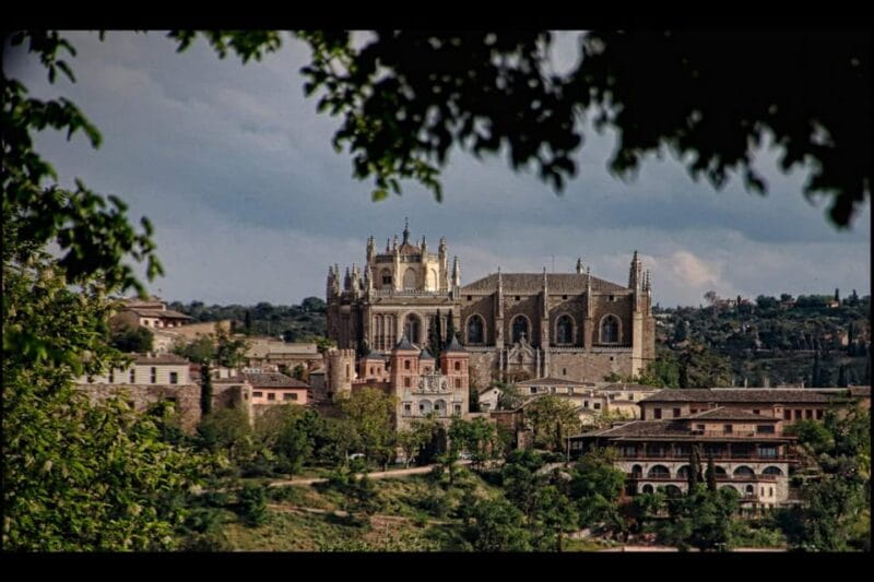 Toledo: Monumentos esenciales: Alcazar, Catedral, Sinagoga - FAQ
