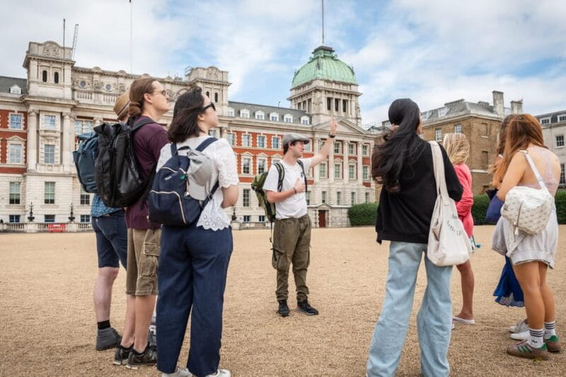 Top London Sights Tour - Christmas Day Special! - Exploring London’s Landmark Highlights