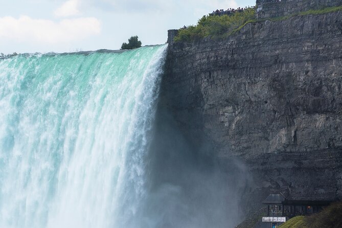 Toronto: Niagara Falls Day Tour With Boat and Behind the Falls - Departure and Return Details
