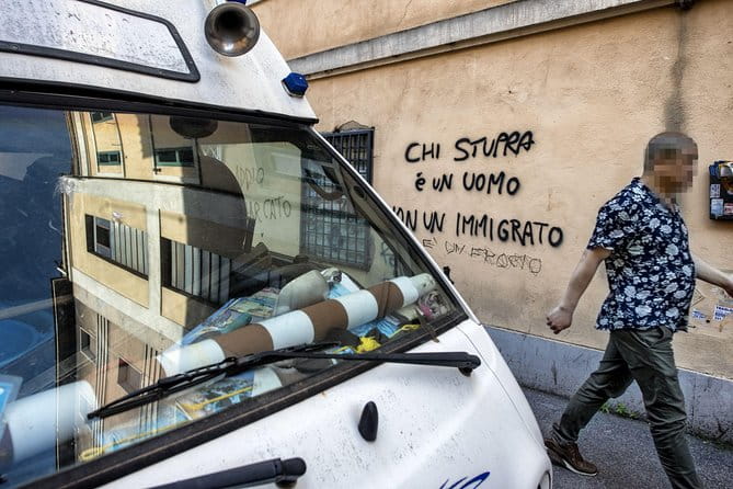 Torpignattara Photo Tour: melting pot, street art and politics - Entering the Vibrant Neighbourhood: Torpignattara