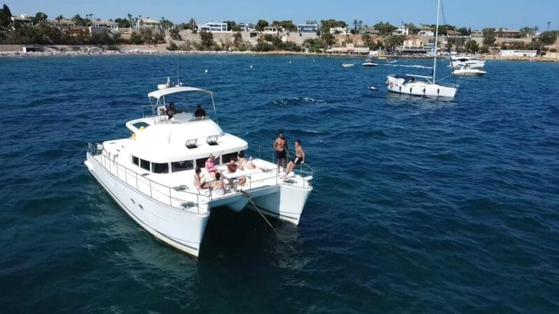 Torrevieja: Isabel alba catamaran tour 4 hours - Experiencing the Isabel Alba Catamaran Tour in Torrevieja