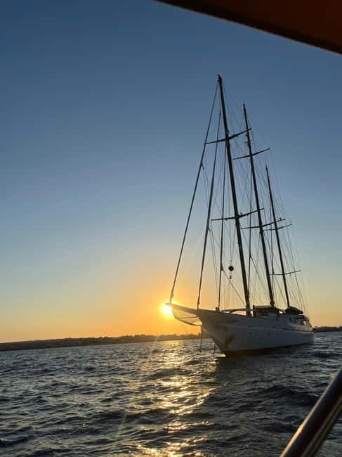 Torrevieja: Private Boat Tour with Skipper for Groups. - An Authentic Way to See the City