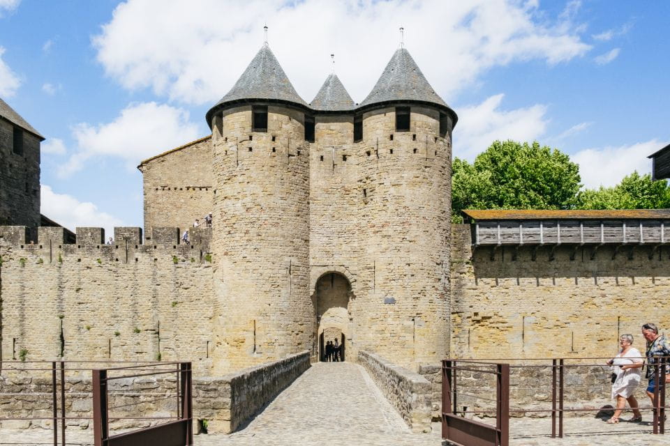Toulouse: Carcassonne Day Trip by Coach With Comtal Castle - Key Points