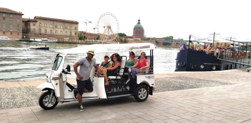 Toulouse: Electric Tuk-Tuk Tour with Photo Stops and Audio - Key Points / Takeaways